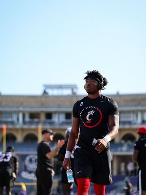 Image post by @gobearcatsfb on Instagram