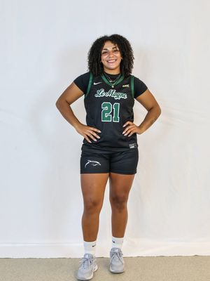 Image post by @lemoyne_wbb on Instagram