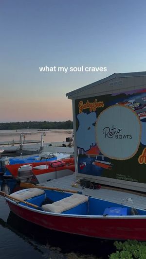 Video post by @retroboatrentalsatx on Facebook