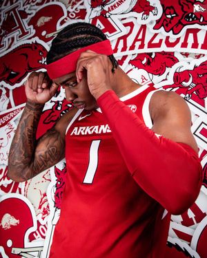 Image post by @RazorbackMBB on Twitter