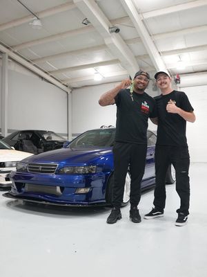 Image post by @lzmfg on Instagram