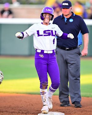 Image post by @lsusoftball on Instagram