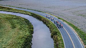 Image post by @cascadiadaily on Instagram