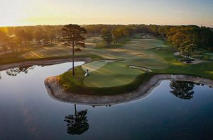 Image post by @unionleaguegolf on Instagram