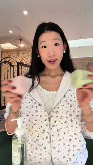 Video post by @beccaxbloom on TikTok