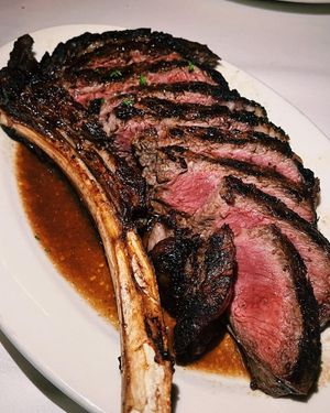 Image post by @mortonssteak on Instagram
