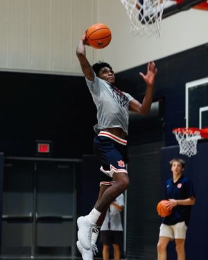 Image post by @auburnmbb on Instagram