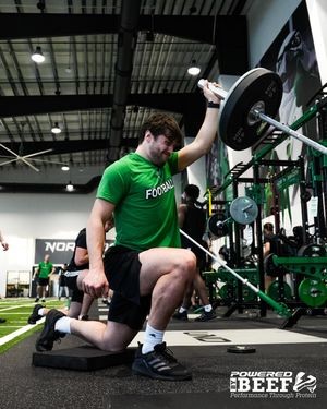 Image post by @undfootball on Instagram