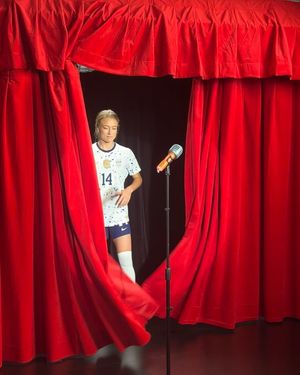Image post by @uswntplayers on Instagram