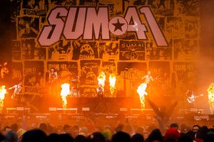 Image post by @sum41 on Instagram