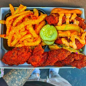 Image post by @daveshotchicken on Instagram