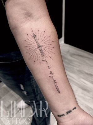Image post by @christina.lineartattoo on Instagram