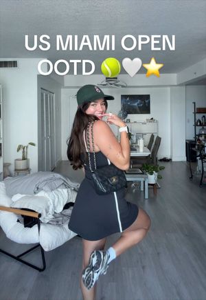 Video post by @val.molero on TikTok