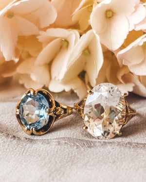 Image post by @maejeanvintage on Instagram