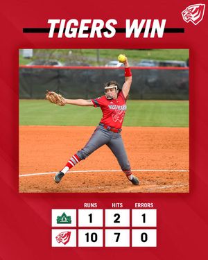 Image post by @UWAAthletics on Twitter