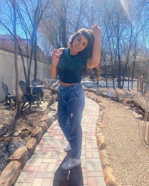 Image post by @steffybabay on Instagram