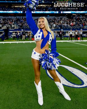 Image post by @dccheerleaders on Instagram