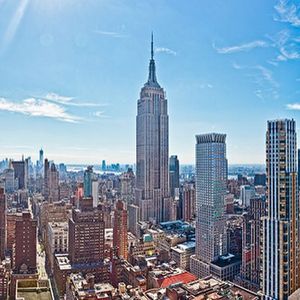 Image post by @empirestatebldg on Instagram