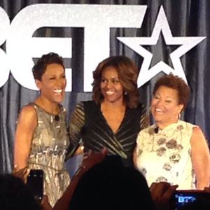 Image post by @angelarye on Instagram