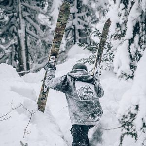 Image post by @j_skis on Instagram