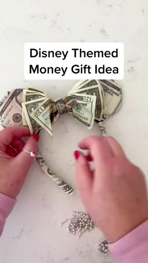 Video post by @livinglocurto on TikTok