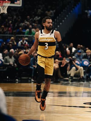 Image post by @nav.visuals on Instagram