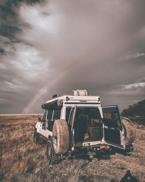 Image post by @mud_dust_overlanding on Instagram