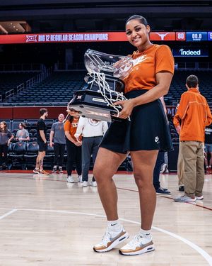 Image post by @coachsydcarter on Instagram