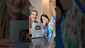 Video post by @sanaandayaana on YouTube