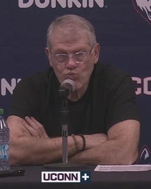Video post by @SNYUConn on Twitter