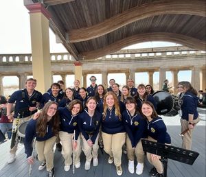 Image post by @qupepband on Instagram