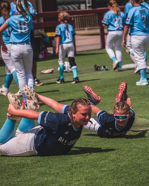 Image post by @softballyouth on Instagram