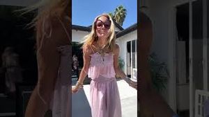 Video post by @shop.with.caroline on YouTube
