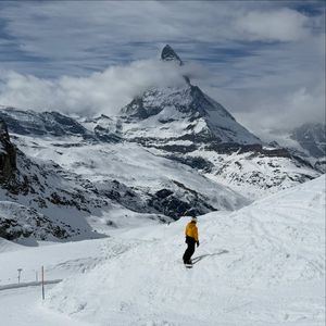 Image post by @dr.ayhanisikerdal on Instagram