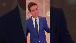 Video post by @telemundo on YouTube