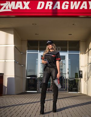 Image post by @dragsterfia on Instagram
