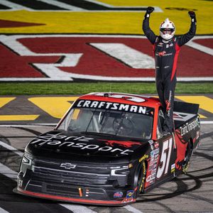 Image post by @KyleBusch on Twitter