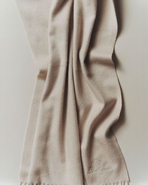 Image post by @loropiana on Instagram
