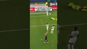 Video post by @FOX Soccer on YouTube