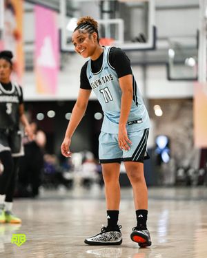 Image post by @passthaball on Instagram