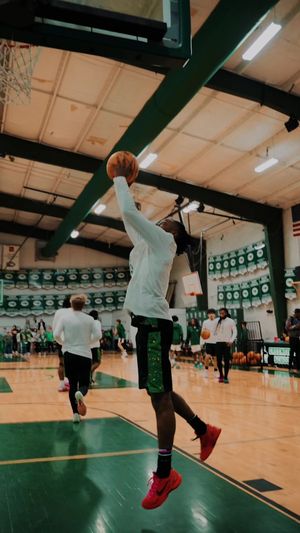 Video post by @theloganholland on TikTok