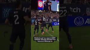 Video post by @brfootball on YouTube