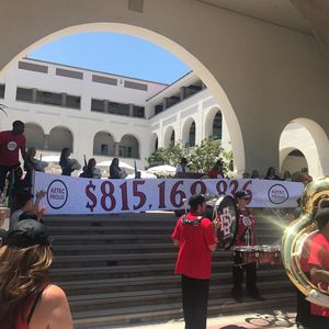 Image post by @sdsufowler on Instagram