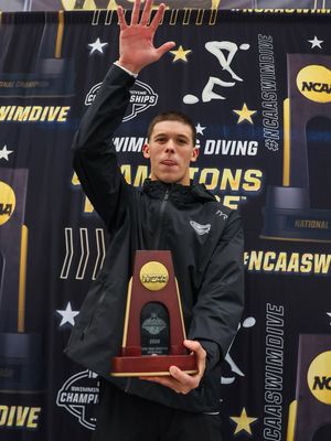 Image post by @gatorsswimdv on Instagram