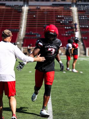 Image post by @gobearcatsfb on Instagram