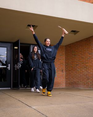 Image post by @bw_wbasketball on Instagram
