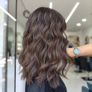 Image post by @richandroyalsalon on Instagram