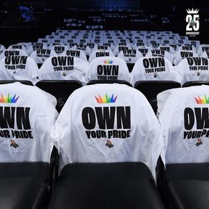 Image post by @nyliberty on Facebook