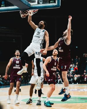 Image post by @londonlions on Instagram