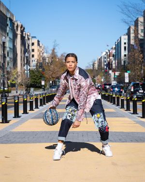 Image post by @t__cloud9 on Instagram